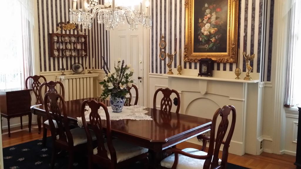 Lovelace Manor Bed And Breakfast Lancaster Eksteriør billede