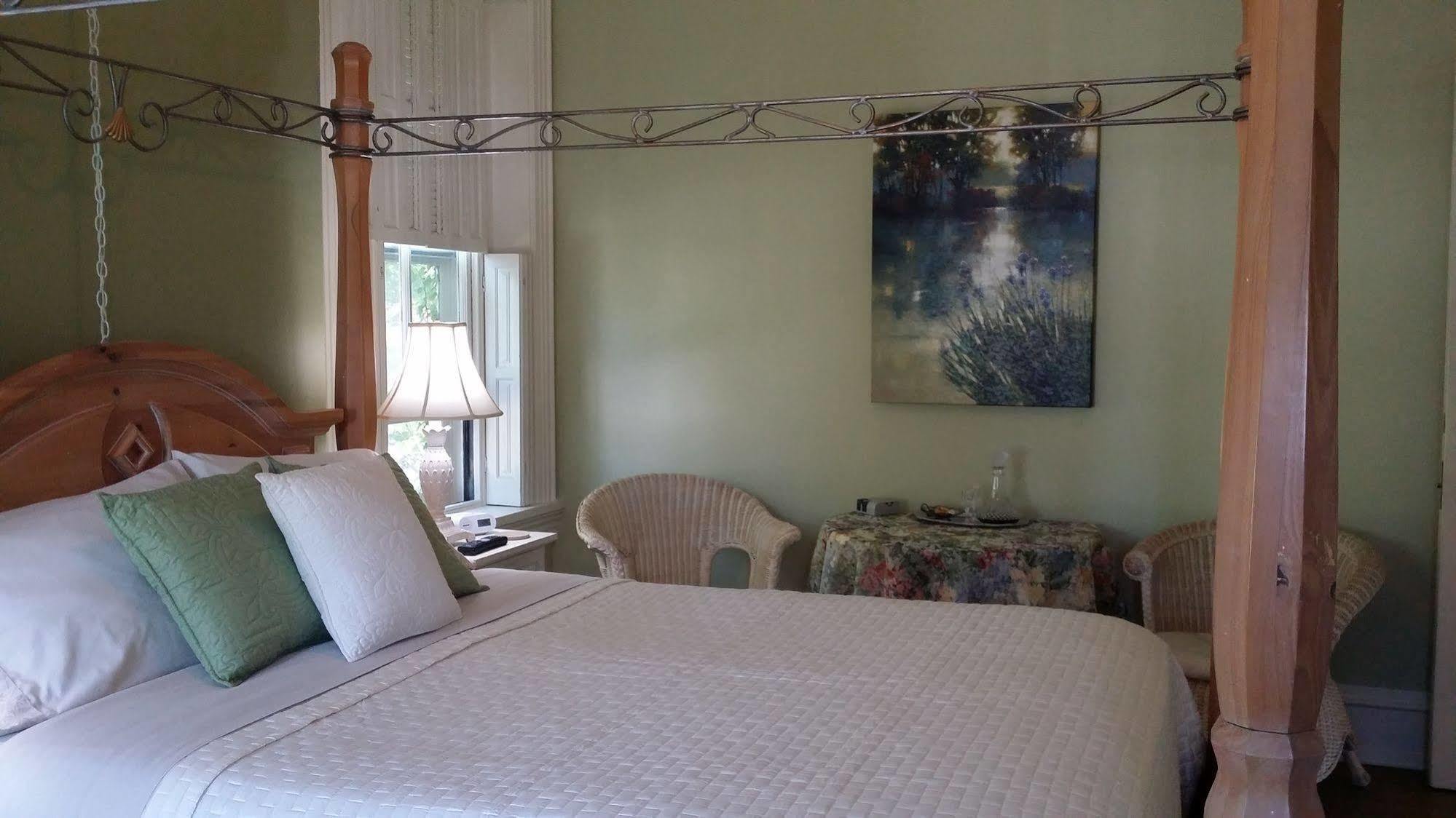 Lovelace Manor Bed And Breakfast Lancaster Eksteriør billede