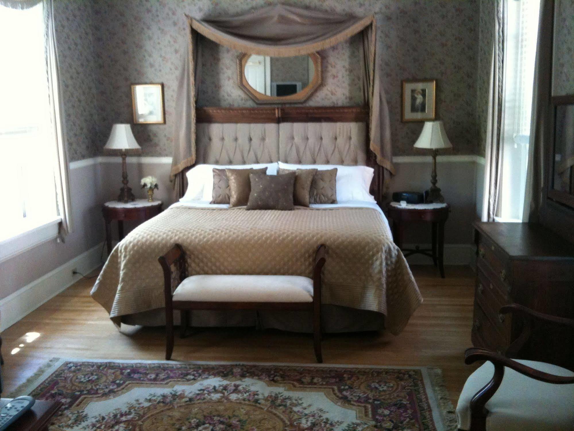 Lovelace Manor Bed And Breakfast Lancaster Eksteriør billede